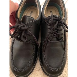 Bugle Boy dress shoes sz 2 in Little Kids